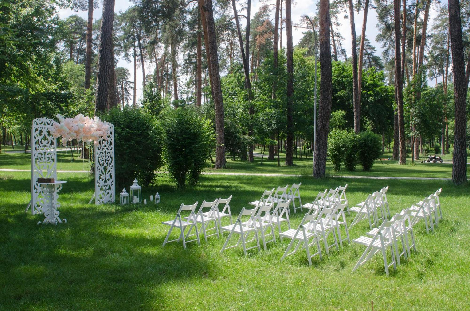 Spa-Hotel Myslyvskiy Dvir Kiev Luaran gambar