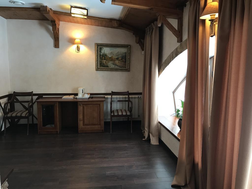 Spa-Hotel Myslyvskiy Dvir Kiev Luaran gambar