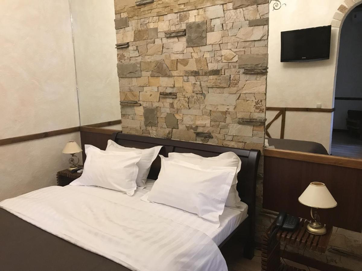 Spa-Hotel Myslyvskiy Dvir Kiev Luaran gambar